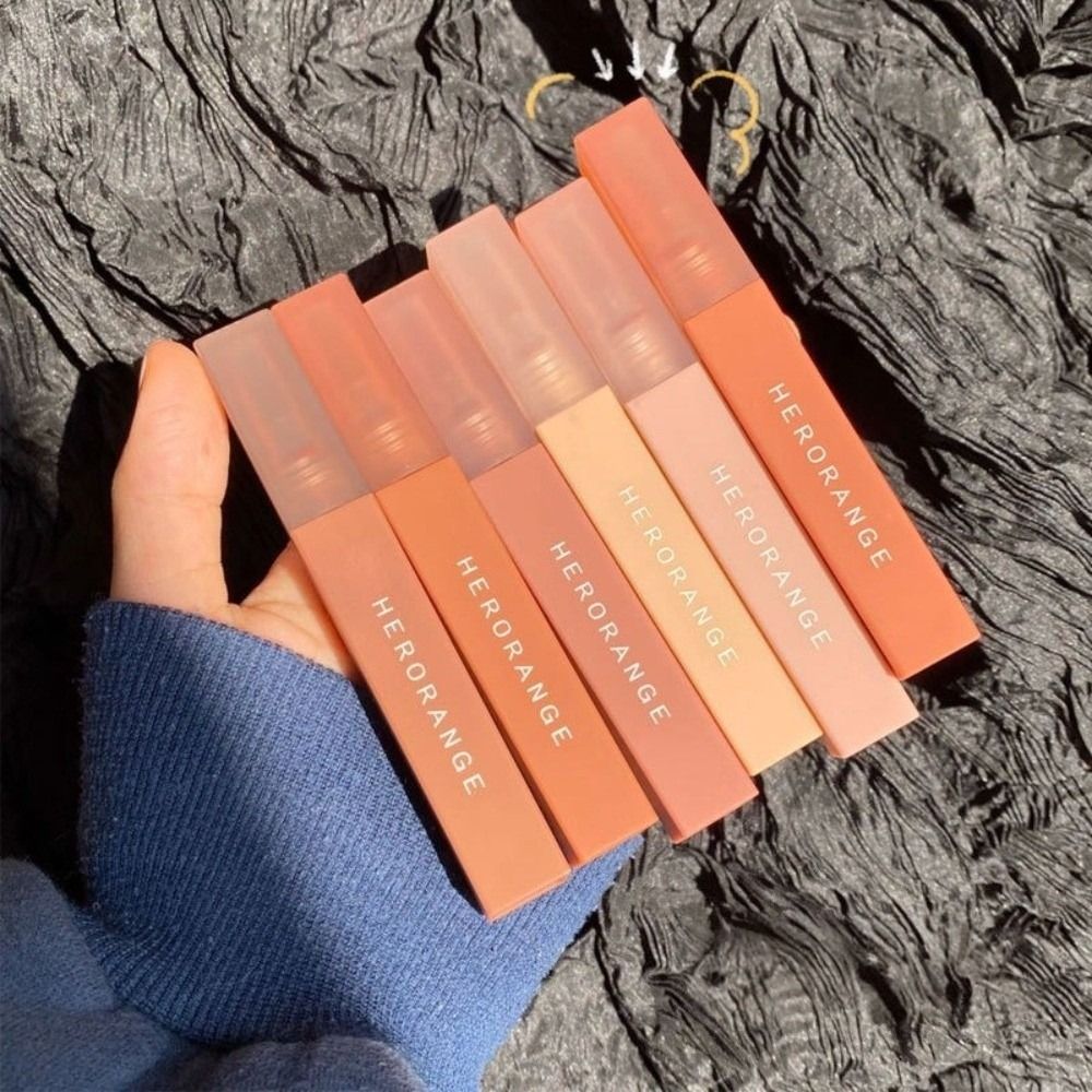 ลิปกลอสเนื้อแมตต์แบบใหม่ เนื้อ - Matte Velvet Lip Tint Long Lasting บทวิจารณ์และราคา